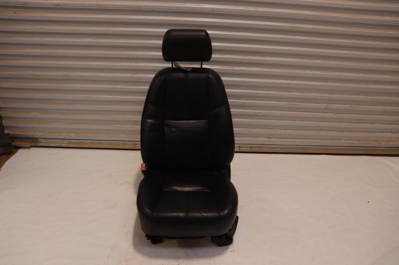 2007-2008 GMC YUKON DENALI FRONT LEFT DRIVER SIDE SEAT LEATHER BLACK OEM