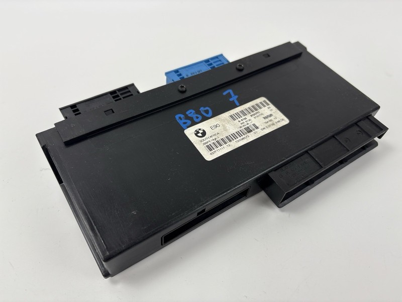 BMW 3 series E90 BODY CONTROL MODULE ECU High1 ELECTRONIC JUNCTION BOX 9131777