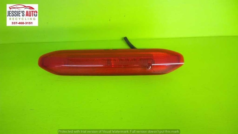 08 09 10 LAND ROVER LR2 SE 3.2L AT THIRD STOP BRAKE LIGHT LAMP OEM 2067-103