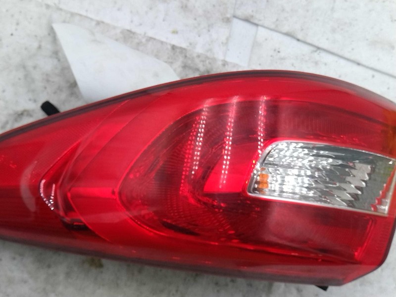 2017 Hyundai Sonata Right Tail Light Assembly Grey Used OEM 70530 4DR SED