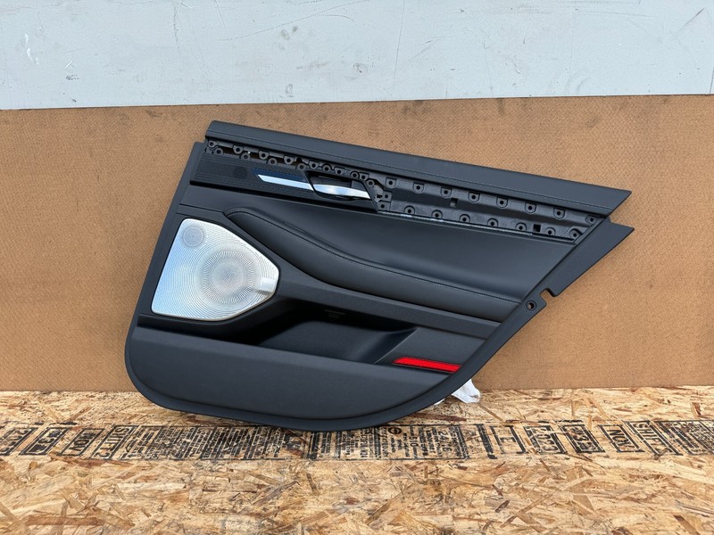 GENESIS G90 2017-2019 OEM REAR RIGHT PASSENGER DOOR PANEL (BLACK/GRAY STICHES)