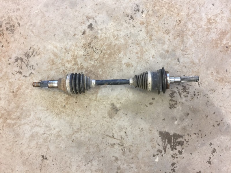 Canam Outlander 500 650 800 RH Rear Driveshaft 705500727 OEM Part