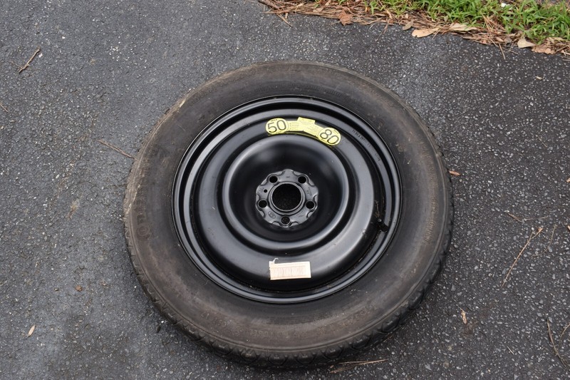 LAND ROVER DISCOVERY SPARE TIRE 4X18 2015-2022 OEM K802-1007-RA