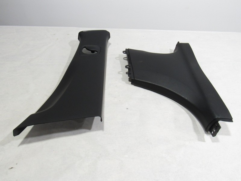 19-23 Mercedes A35 V177 2021 Right B Pillar Upper Lower Cover Panel Trim Set :A