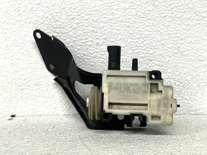 ⭐2009-2016 BMW Z4 FUEL TANK ACTUATOR DOOR LOCKING LID MOTOR OEM LOT2596