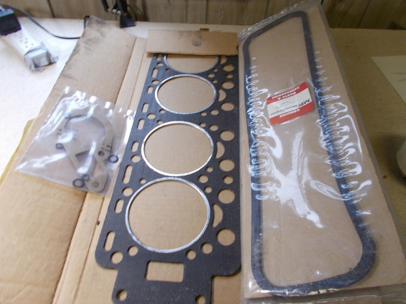 Massey Ferguson 836316 Gasket Set *FREE SHIPPING*