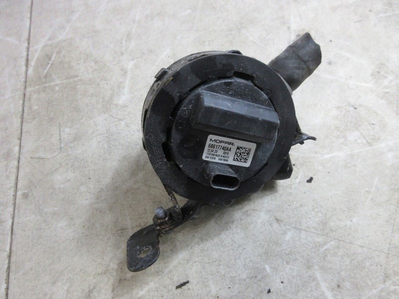 2021-2025 Jeep Wrangler JL 4XE Hybrid OEM Auxiliary Coolant Pump 68617740