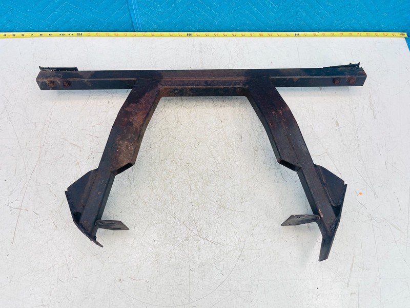 1991–1996 Chevrolet Corvette C4 Front Radiator Support Bracket OEM