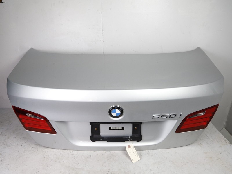 11-13 BMW F10 5 SERIES TRUNK LID COVER HATCH LIGHT CAMERA COMPLETE SILVER 354