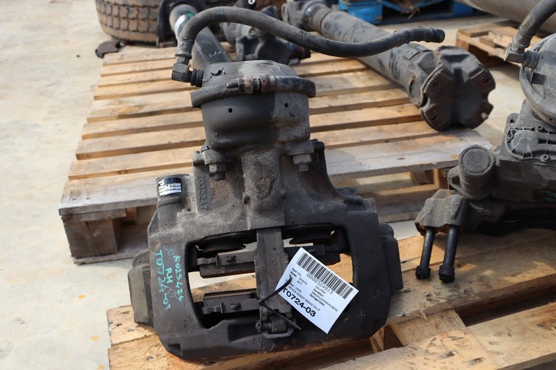 17-24 FREIGHTLINER CASCADIA 126 RIGHT BENDIX AIR BRAKE CALIPER Z035247 OEM