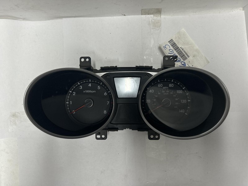 14-'15 HYUNDAI TUCSON Speedometer cluster AWD 2.4L 44k miles OEM 1 Year Wnty!
