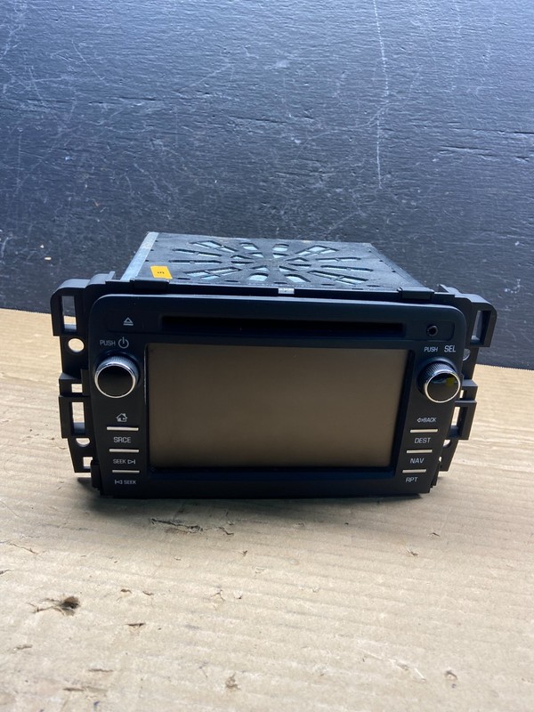 2013 to 2014 Buick Enclave Radio Stereo CD Player Screen Display AE4547DG