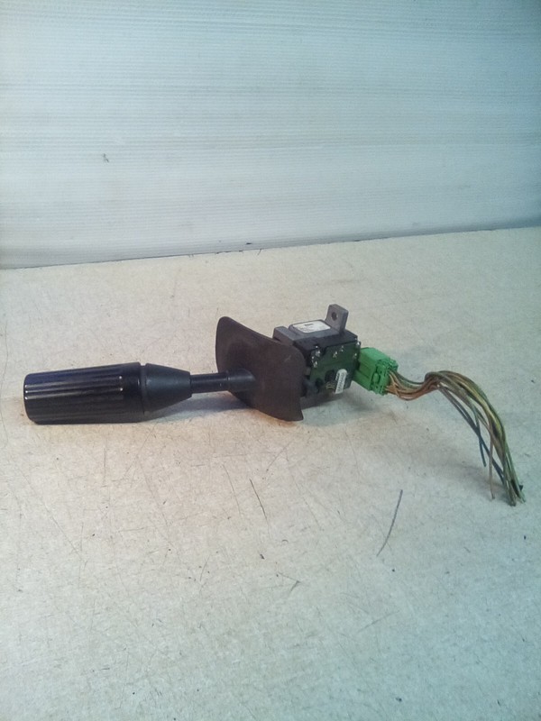 Freightliner ValeoOEM A06-52311-001 Turn Signal Switch