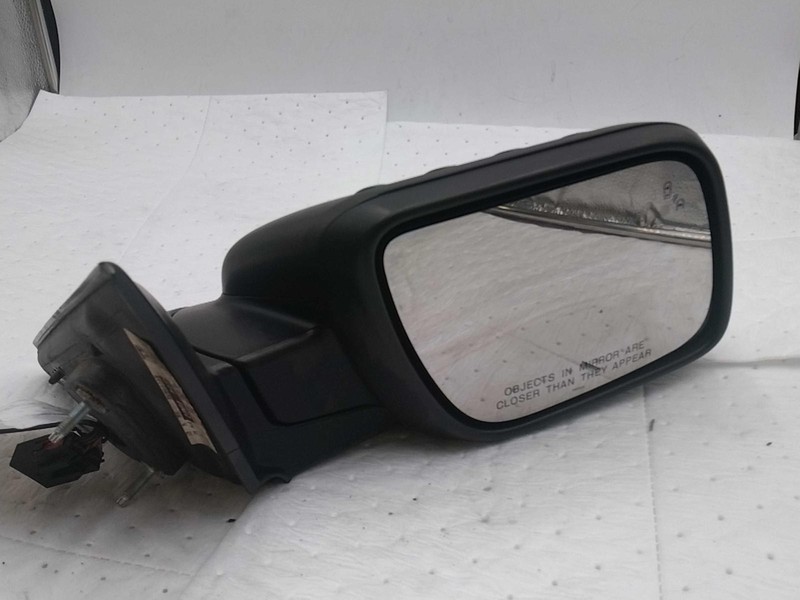 2016 Ford Explorer Right Door Mirror Assembly White OEM Used 372664