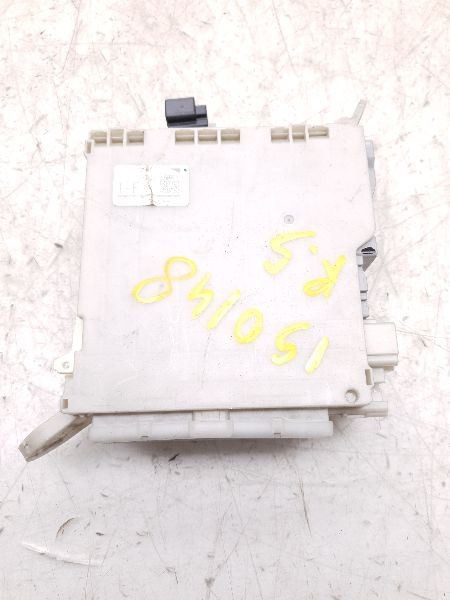 08-09 LEXUS LS600HL 5.0L 4WD AT CABIN INTERIOR FUSE BOX