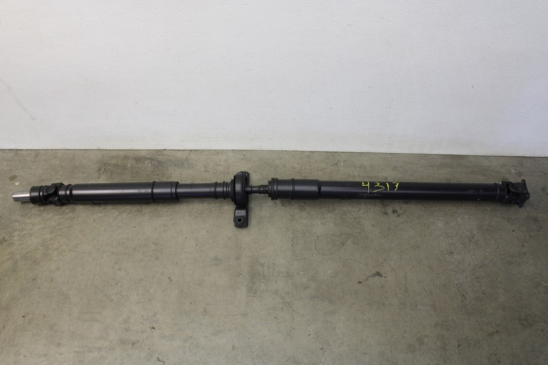 Subaru WRX 6 Speed Driveshaft Prop W/ Only 1,746 Miles Genuine Oem 2022-2023