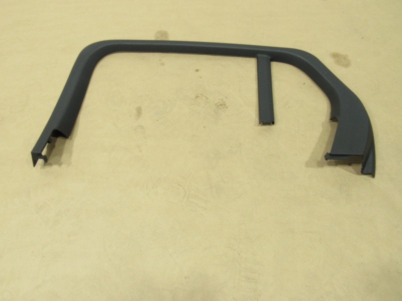 18-21 Mercedes GLC63 X253 2018 Rear Right Door Window Frame Trim Cover Panel :O
