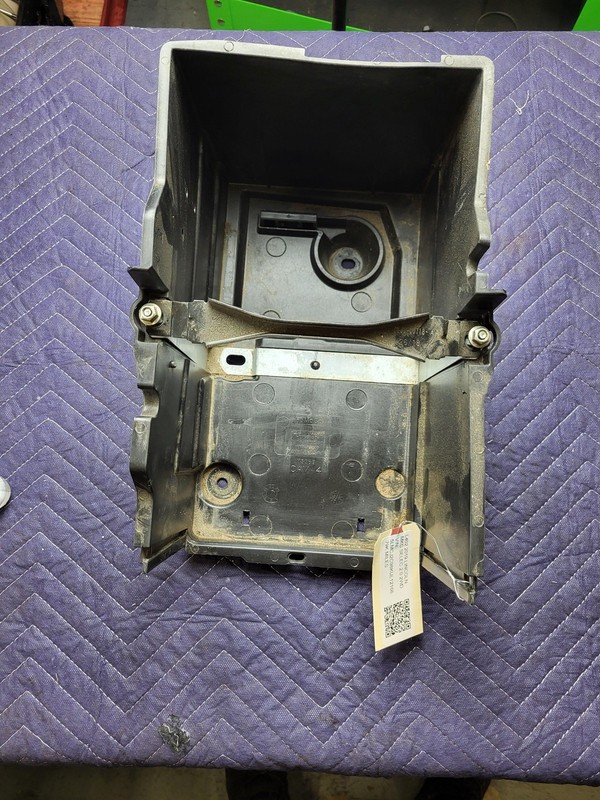 Used Oem Lincoln Battery Tray Holder Mount Bracket MKC 2.0L AM51-10723-AF 2019