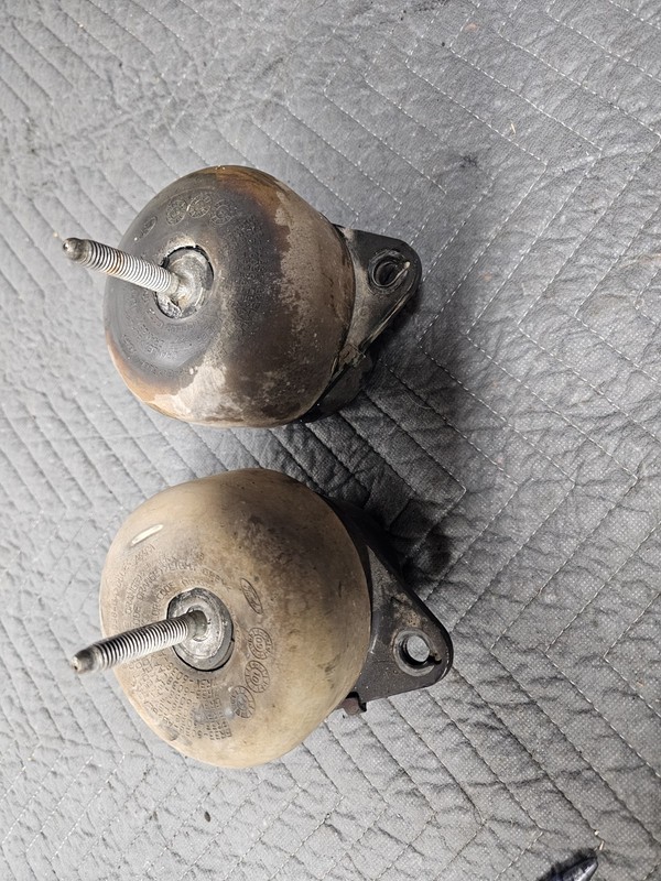 Oem Engine Motor Mount 2012FordMustang 5.0