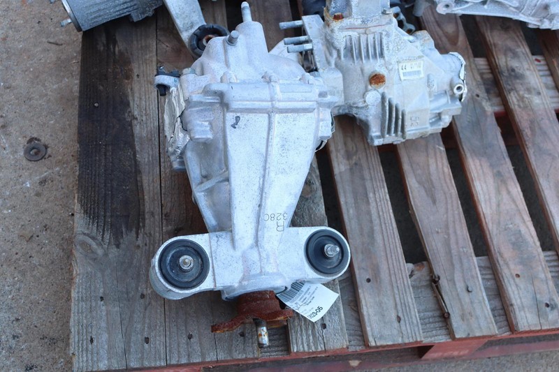 2016-2020 INFINITI Q50 3.0L REAR AXLE DIFF DIFFERENTIAL CARRIER 2.94 RATIO OEM