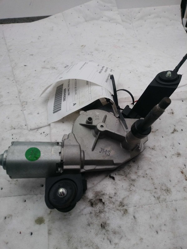 Used Back Glass Wiper Motor fits: 2015 Kia SedonaGrade B
