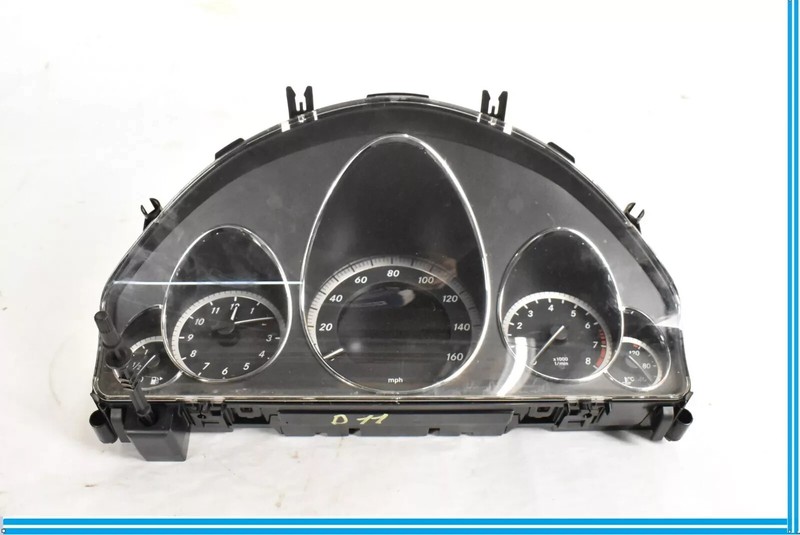 10-11 Mercedes W207 E350 E550 Speedometer Odometer Instrument Cluster Gauge OEM