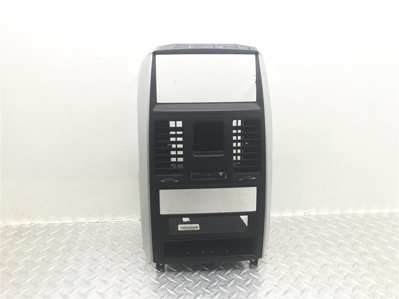 2009 DODGE CARAVAN CENTER DASH RADIO CLIMATE BEZEL OEM 04678872AC