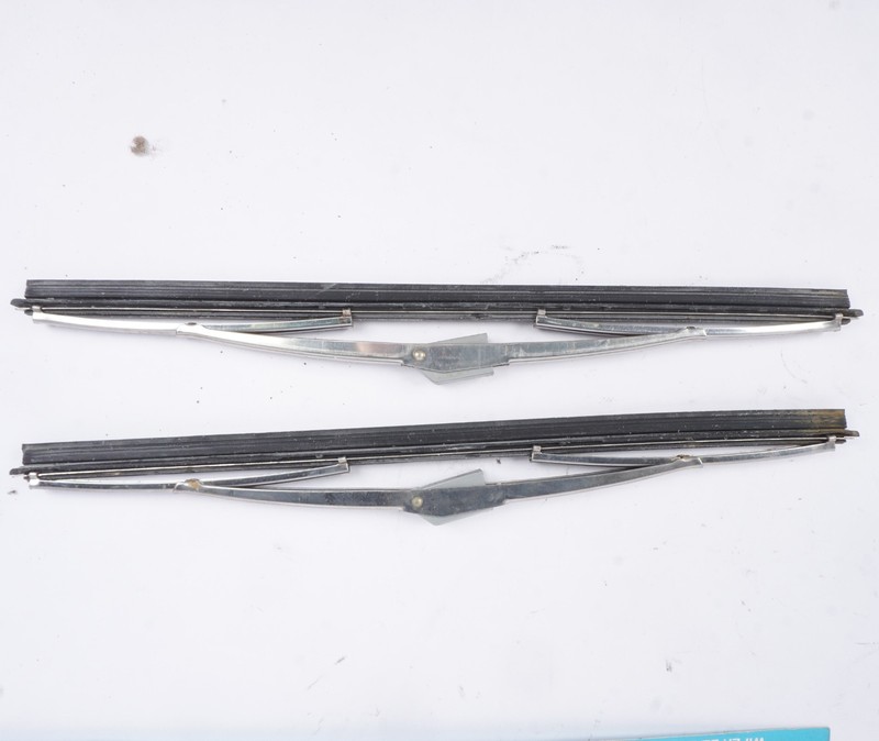 Pair Polished Windshield Wiper Blades For Mercedes W108 W111 W112