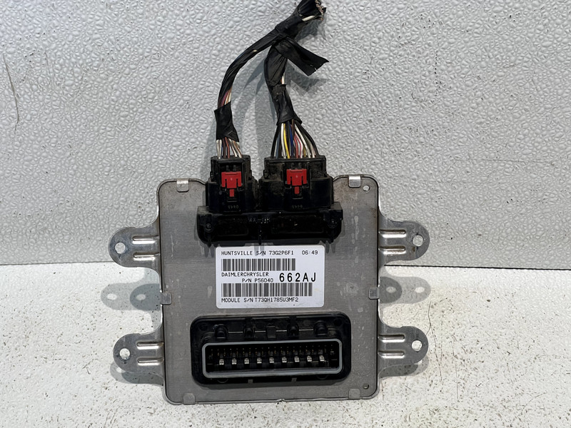 2005 Dodge Dakota BCM Body Control Module Unit BCU P56049677AJ