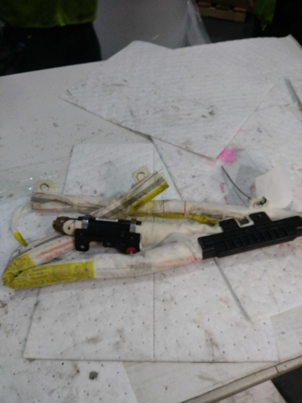 2015 Hyundai Veloster Right Curtain Air Bag Grey 67K Miles OEM 410737