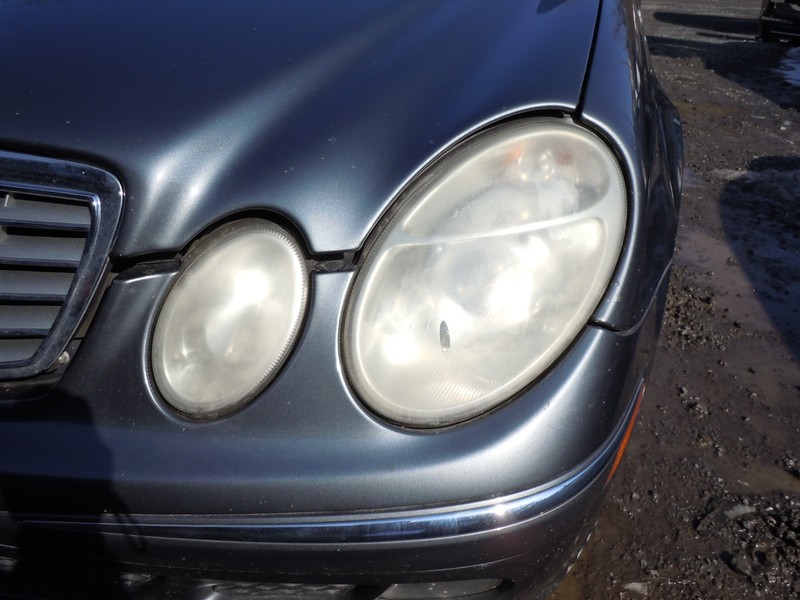 2003-2006 Mercedes-Benz E350 Sedan Halogen Headlight Driver Left