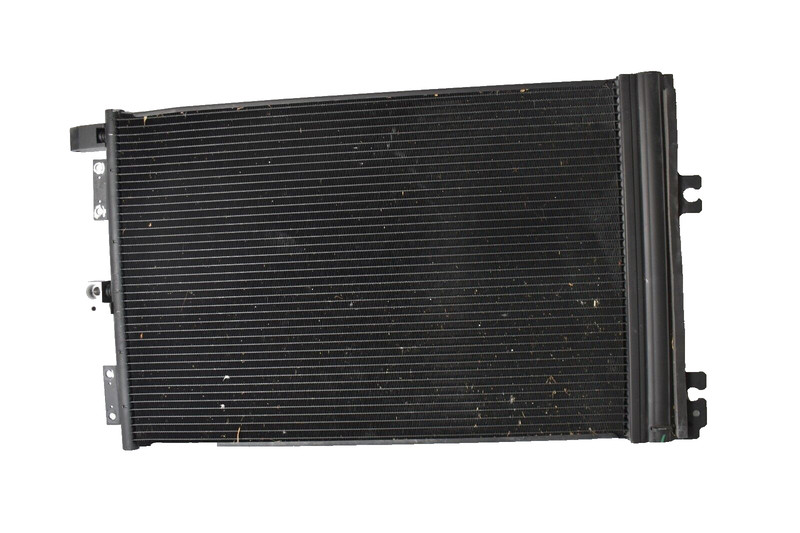 Radiator Maserati GRAN TURISMO 2008 52421365