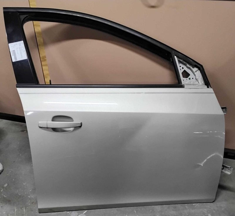 Passenger Front Door VIN P 4th Digit Limited Fits 12-16 CRUZE 17071
