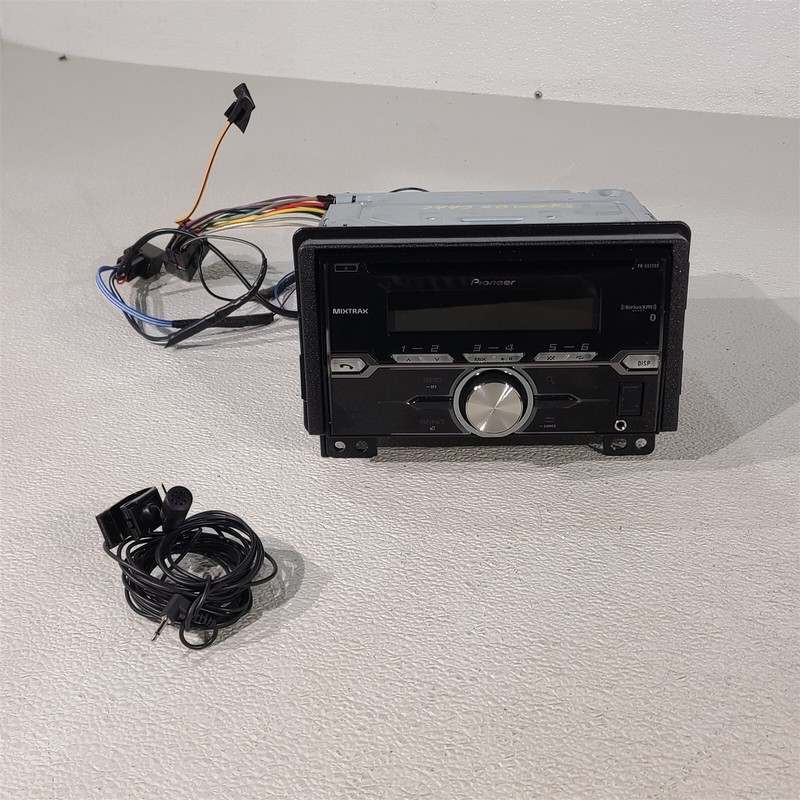 Pioneer Mixtrax FH-X820BS Radio Cd Player Receiver for 99-04 Mustang Aa7440