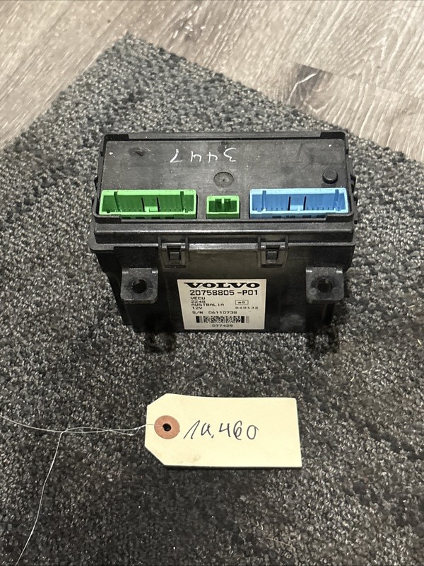 Volvo VNL Cab Control Module - Used | P/N 20758805P01