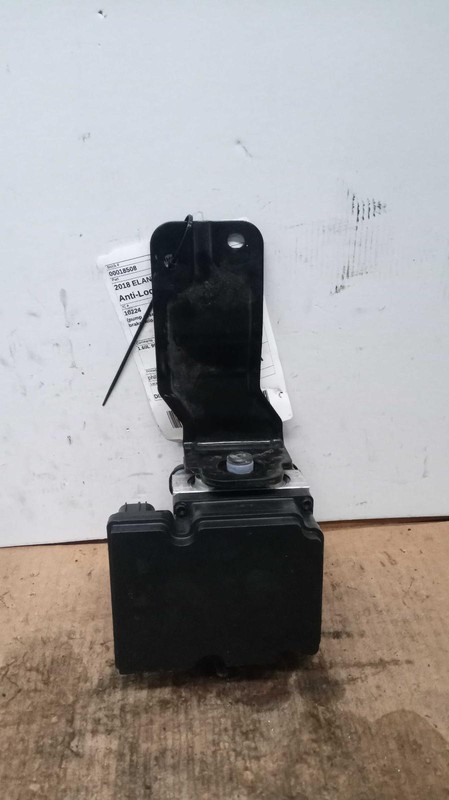 Used ABS Pump and Motor Assembly fits: 2018 Hyundai Elantra pump assembly Hatchb