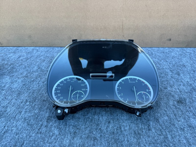 INFINITI QX30 2017-2019 OEM DASHBOARD INSTRUMENT CLUSTER GAUGE SPEEDOMETER 56K