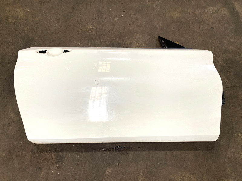 17-22 INFINITI Q60 COUPE RIGHT PASSENGER DOOR SHELL WHITE OEM #A0.34