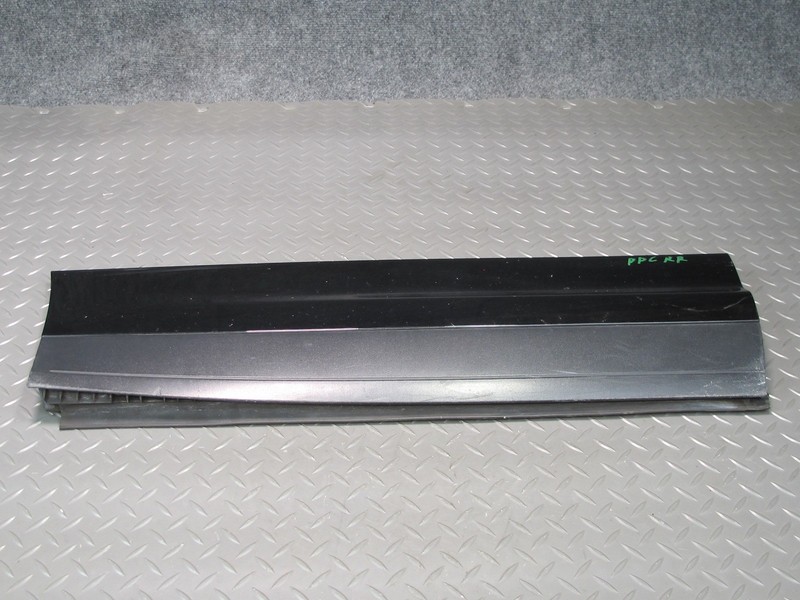 2011-2018 PORSCHE CAYENNE 958 REAR RIGHT PASS SIDE LOWER DOOR MOLDING BLADE