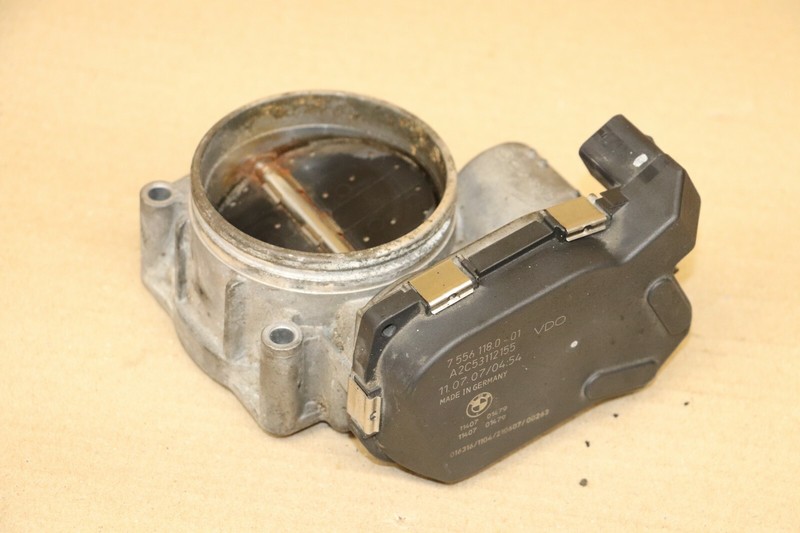 BMW 128i 323i 528i 328i X3 X5 Z4 N52 3.0L ENGINE THROTTLE BODY HOUSING VALVE OEM