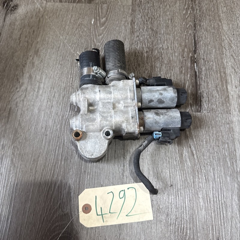 INTERNATIONAL COOLANT CONTROL VALVE - P/N: 3018072C91