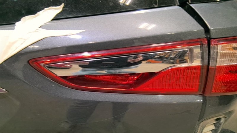 Passenger Tail Light S Model Bright Red Lens Inner Fits 18-22 ECOSPORT 3448514