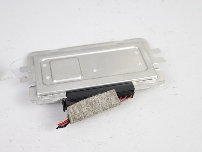 BMW 5 6 7 Series VERTICAL DYNAMIC CONTROL MODULE OEM 6866455
