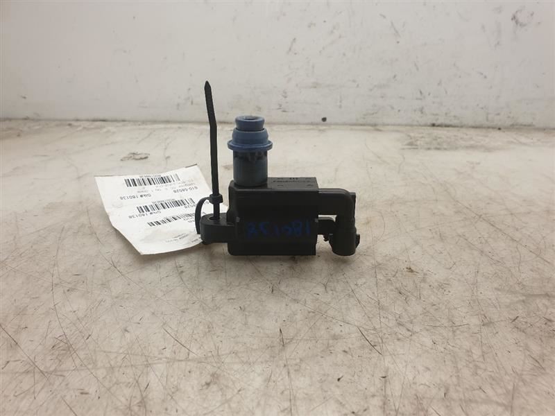 01 02 03 04 05 LEXUS IS300 3.0L IGNITION COIL 2JZGE