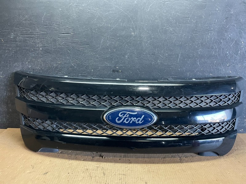 2011 to 2015 Ford Explorer Upper Front Grill Grille DB53-8200-BE Oem aa5915DG