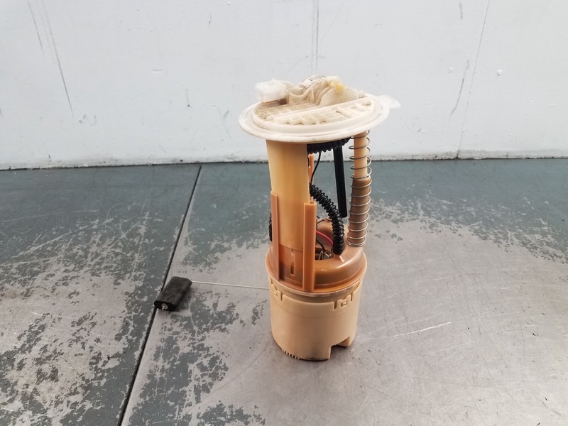 2005 Jeep Wrangler TJ Rubicon 4x4 Fuel Pump / Sending Unit #9706 K1