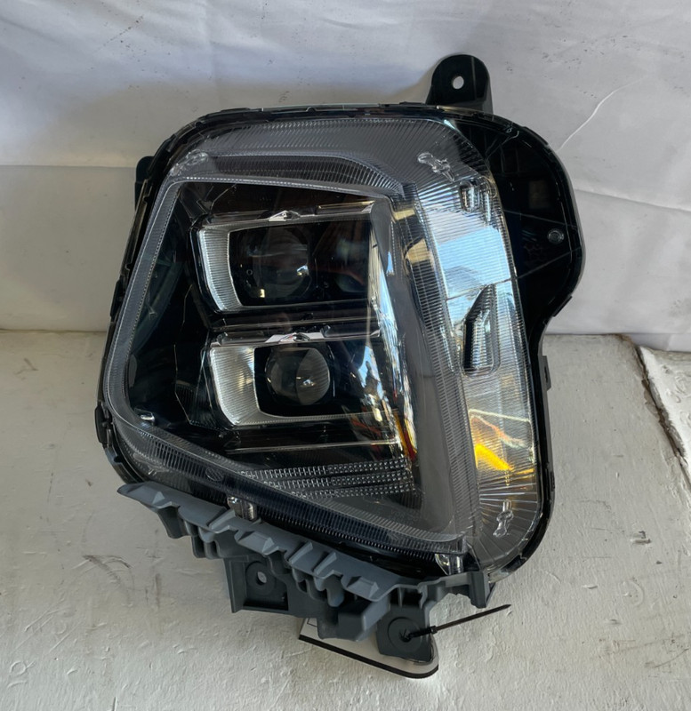 2025 HYUNDAI TUCSON LIMITED FRONT LEFT SIDE LED HEADLAMP HEADLIGHT #105947
