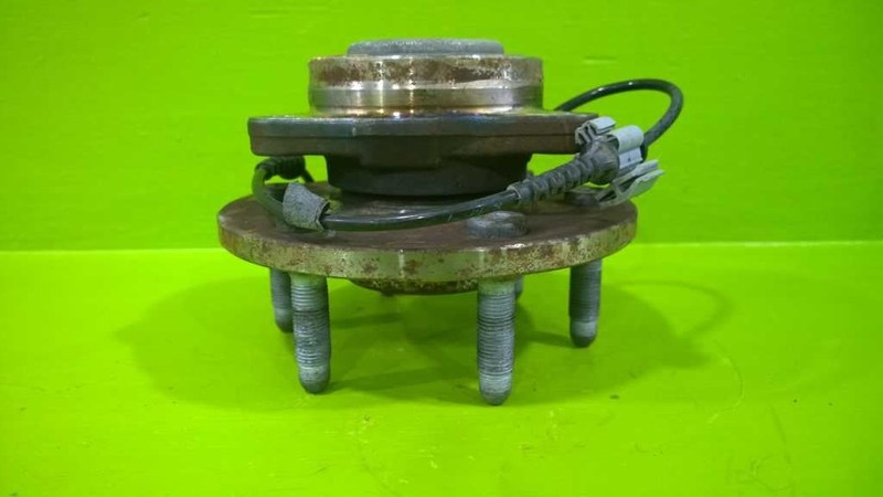 07 08 09 10 11 12 13 CHEVY SILVERADO 1500 LS 4.8L AT FRONT WHEEL HUB OEM 2599-74