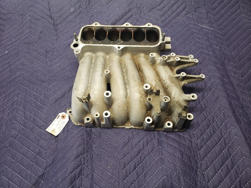 1998-2003 MITSUBISHI MONTERO SPORTUsed Original Intake Manifold 3.0L Lower