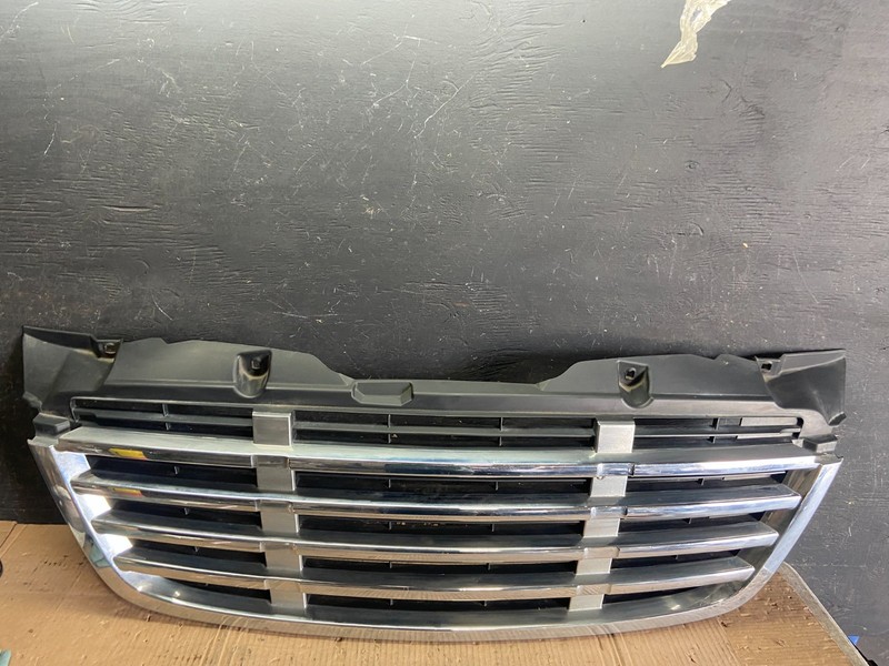 2009 to 2011 Freightliner Sprinter Front Upper Chrome Grill Grille p8626 DG